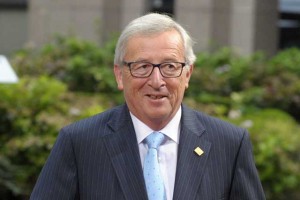 Ali Juncker še koleba med Bratuškovo in Fajonovo?