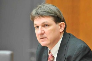 Zaskrbljujoč padec BDP - 3,2 odstotka v drugrem četrtletju