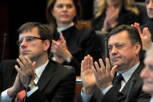 Möderndorfer: Virant se otepa odhoda v vlado