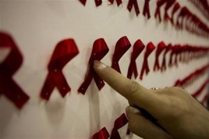 Upanje? Po presaditvi kostnega mozga prenehala jemati zdravila za hiv