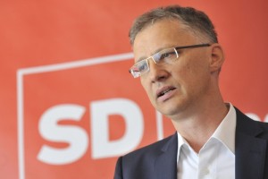 Lukšič: Zahteva za izredno sejo DZ je bila solo in ne prav posrečena akcija PS