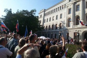 Odbor 2014 s protesti po vsej Sloveniji: »Gre nam za pravico in resnico!« (FOTO)