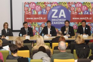 Predstavniki sedmih strank poudarili prednosti družinskega zakonika