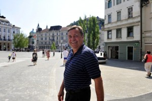 Janković »glavni« v Azerbajdžanu: »V resnih državah je župan glavnega mesta pred ministrom«