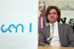 Robert Golob: »Pozitivni« Robin Hood s skominami po monopolu