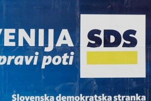 SDS Jankoviću odgovarja s pozivom, naj začne ukrepati pri sebi