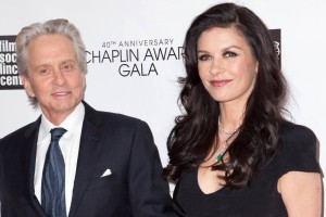 Catherine Zeta-Jones in Michael Douglas gresta narazen