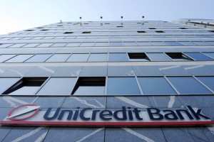 Unicredit banka Slovenije naj bi rubila Vogrinova podjetja