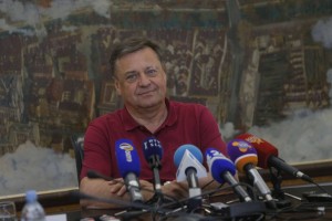 Janša: Janković in Bratuškova se brez potrebe prepirata, šef PS je Kučan