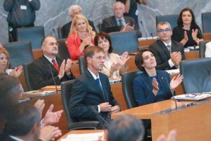 Cerarjev napad na nekdanje sodelavce