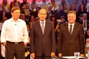 Preiskovalna komisija o bankah bi zaslišala Pahorja, Janšo in Jankovića