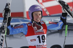 Tina Maze s superveleslalomsko zmago v St. Antonu v zgodovino