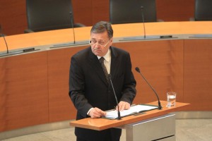  Durs Jankovića sumi treh kaznivih dejanj