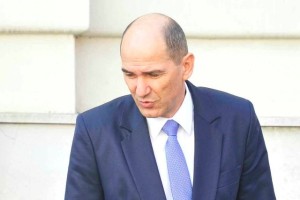 Protikorupcijska komisija opravila pogovor z Janšo