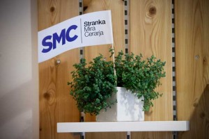 Nov osnutek koalicijske pogodbe: izpadla točka o preiskavi bančne luknje 
