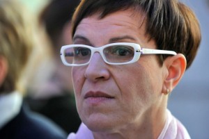 Delova Mateja Babič Stermecki zavrača objavo »žaljivega« popravka Zbora za republiko