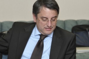 Posli poslanca Matjaža Hana s Petrolom