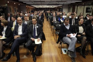 SDS gre v pripravo alternativnega programa za izhod iz krize