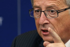 Juncker opozarja: Evropa še ni v celoti premagala dolžniške krize