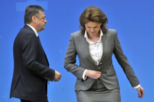 Bratuškova je odstopila z mesta predsednice vlade