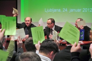 V Slovenski kmečki zvezi pred kongresom SLS nejevoljni zaradi ravnanja vodstva stranke