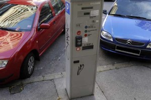 Tako se je začelo v Mariboru: Ali Jankoviću grozi upor zaradi parkomatov?