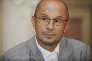 Žrtve poboja na Mačkovcu bodo prekopali na pokopališče v Begunjah pri Cerknici