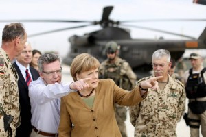 Angela Merkel nenapovedano obiskala Afganistan