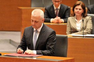 Igor Maher odstopil z ministrskega položaja