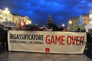 Bruselj želi, da Slovenija in Italija do jeseni najdeta rešitev glede terminala