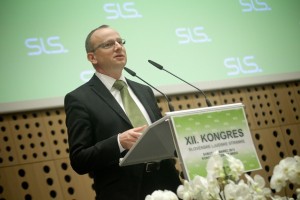 Žerjav: Stvari, ki so politiko ljudem odtujile, težko razumem in jih ne sprejemam