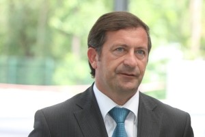 Erjavec: Če Cerar verjame ministrici, to pomeni, da laži obtožuje druge