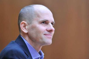 Minister Grilc prijavil sum protipravnega uničenja arhivskega gradiva SDV