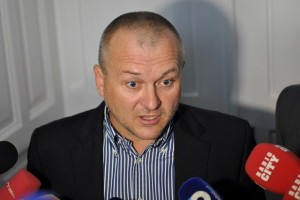 Kangler vidi v poročilu KPK dvojna merila: Enako je počel Janković pri Stožicah
