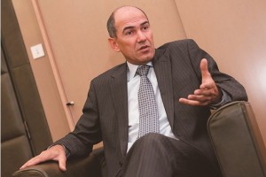 Janša: S protesti proti vladi nič ne ustvarjamo, nič več denarja ne bo zaradi njih