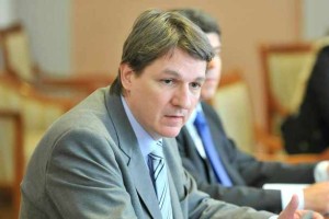 Šušteršič: Slabe banke ne moreš narediti na pol