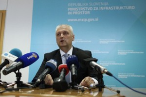 Maher: Iz politike izstopam z dvignjeno glavo