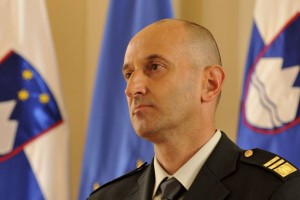 Menjava načelnika generalštaba SV: minister Veber bo odstrelil Božiča