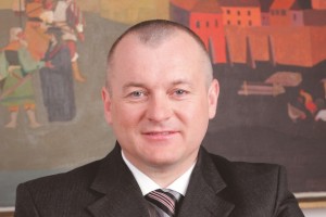 Kangler: Ni normalno, da dobivam kazenske ovadba na vsaka dva meseca