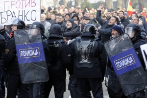 Protestniki v Makedoniji zahtevajo odstop vlade