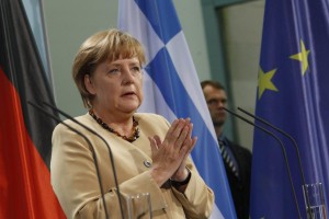 Angela Merkel: Naša srca krvavijo za prizadete Grke