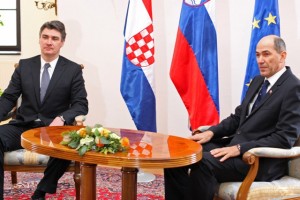 Janša in Milanović podpisala memorandum o LB