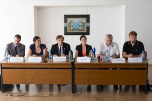 Civilnodružbene organizacije podpisale deklaracijo za pravično družbo