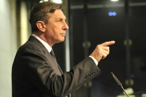 Pahor vrača Kučanu: V kampanjo se nisem podal proti komu ali čemu