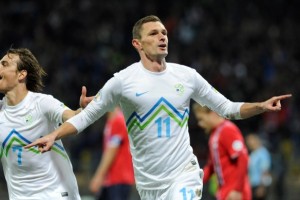 Trije goli Novakovića Slovenijo obdržali v igri za uvrstitev na svetovno prvenstvo