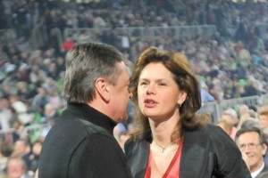 Janković proti Bratuškovi: oba vztrajata pri kandidaturi za predsednika PS