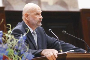 Sodba Masleše med Kafko in normalnostjo: Sramotni zmazek z vrhovnega sodišča