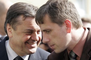 Jankovićeva kampanja je bila dva dni vodena kar z zasebnega računa