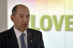 Janša: Katerakoli vlada že bo, ne bo imela lahkega dela