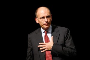 Letta se bori za politično preživetje